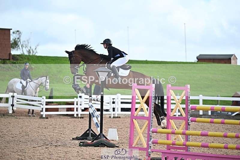 261014-143246-00785 - Cls 07 Snr Fox & 1.20m Open