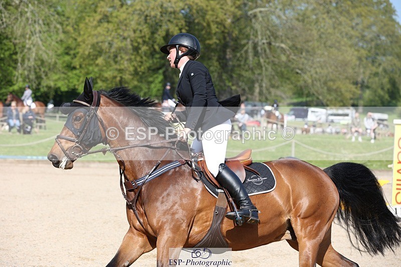 230513-094926-03557 - Cls 18 Snr 1.05m Open