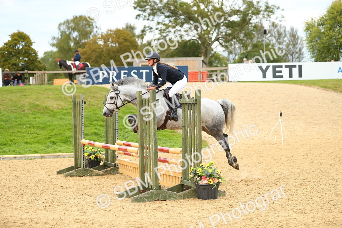 SBM_76085 - J19 - Junior 90cm Supreme Championship