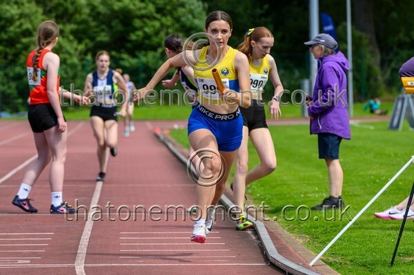 Relays26-924156 - Female Set Four