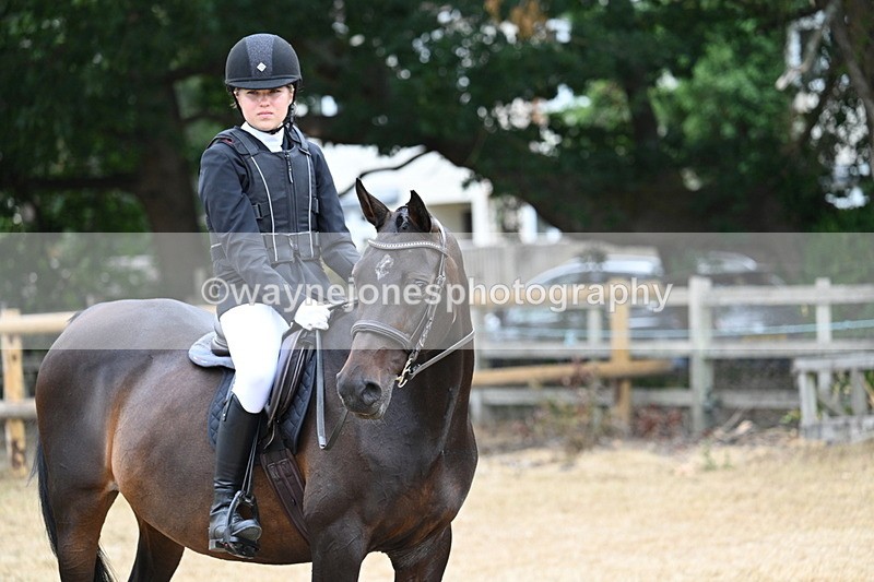 WJ7_1123 - Class 8 Ridden Veterans