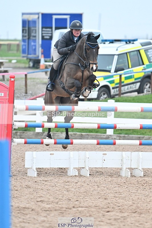 240113A-153054-02528 - Cls 15 National 1.30m and 1.40m