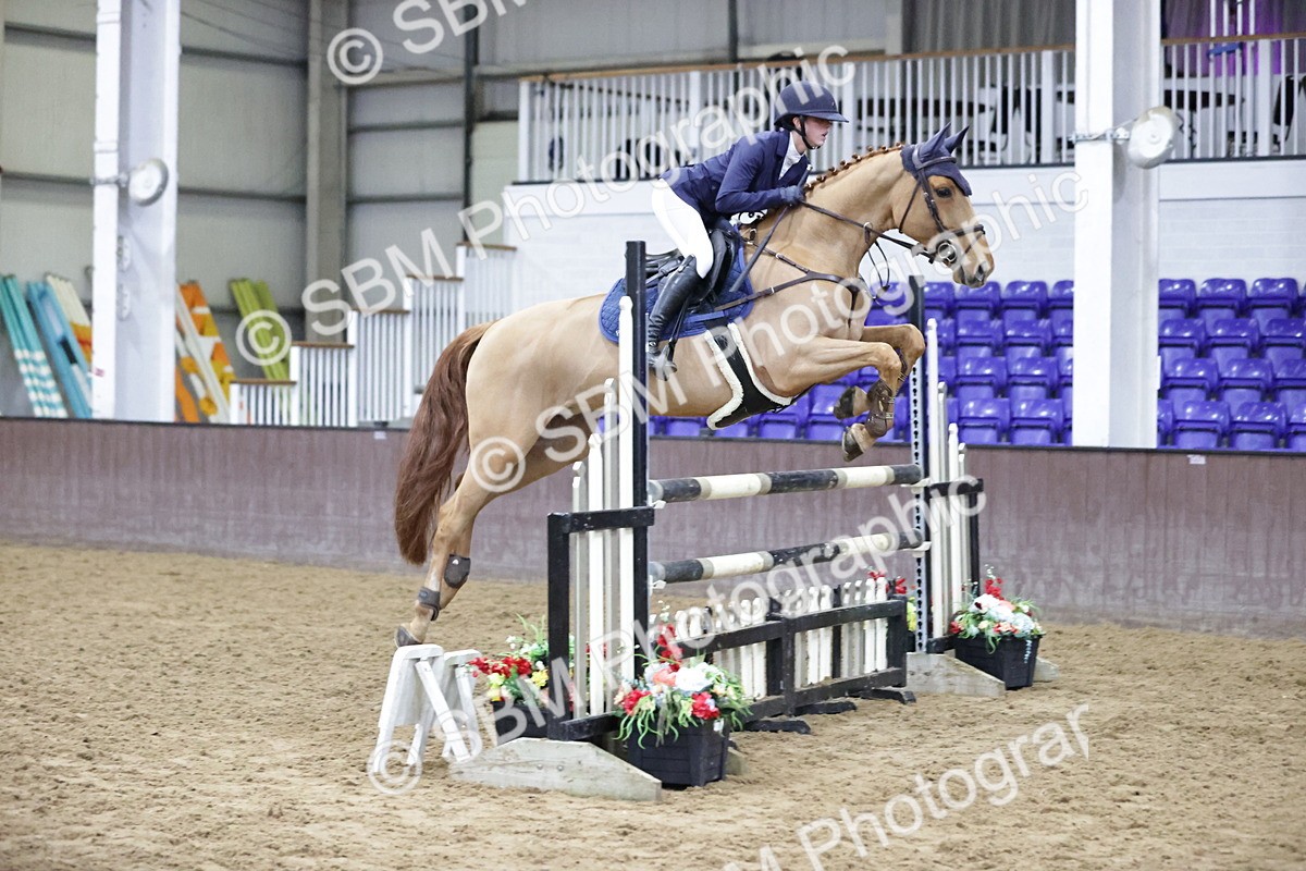 SBM_001277 - Class 4 - Senior Newcomers/ 1.10m Open