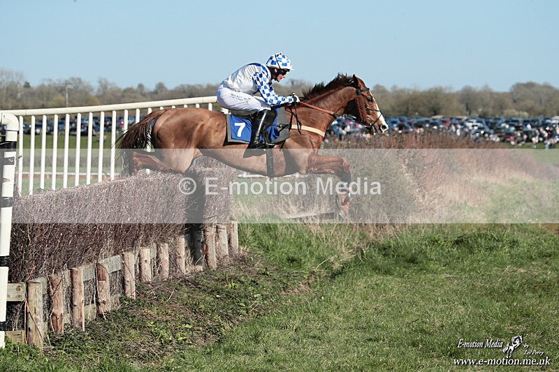 PtP 210326 553 - VWH Cirencester Races 21/03/26