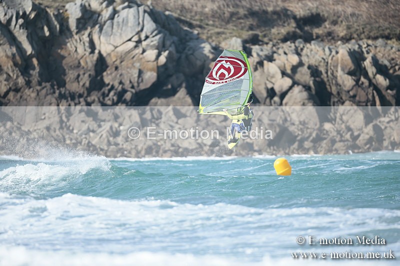 WS 020413-12 - Windsurfing