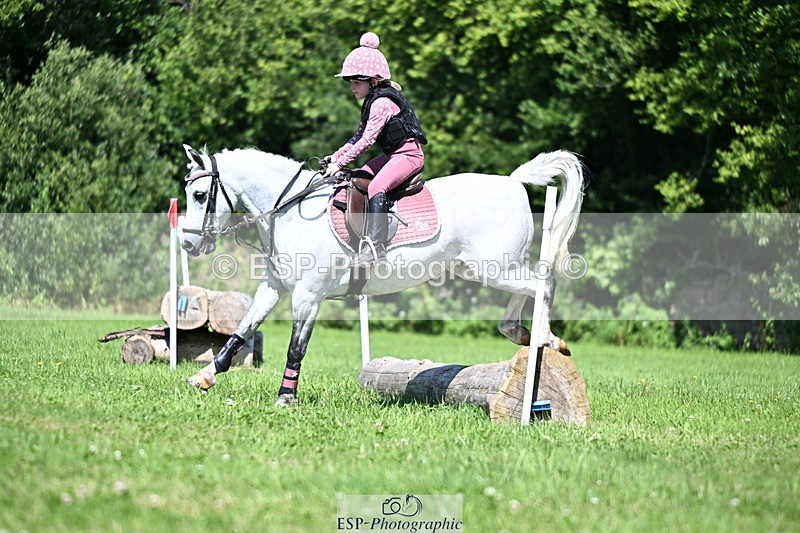 240729B-142546-02767 - Abbie's Group XC