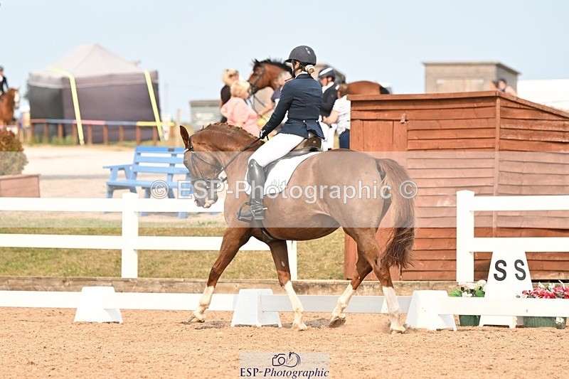 250816-160022-06329 - 026-Pippa.MorganDavinci.Vl