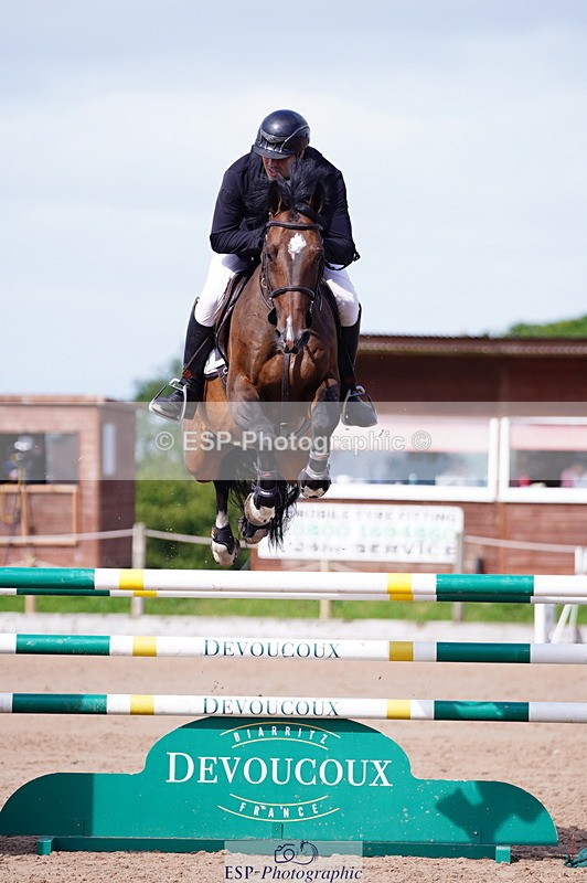 240803A-100734-07117 - Cls 29 Snr Foxhunter