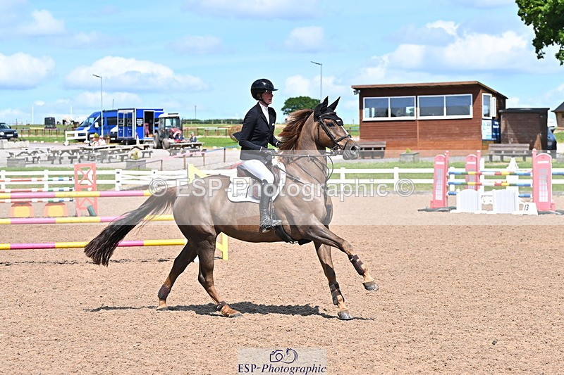 240619A-153814-00899 - Cls 5 Snr Foxhunter and 1.20m Open