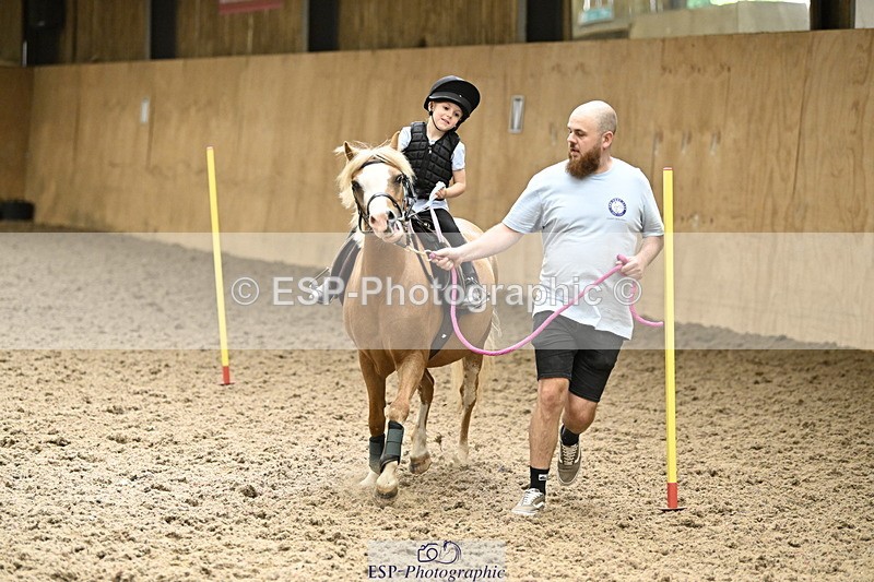 240728B-143051-00592 - Theo and Gemma's Groups Indoor