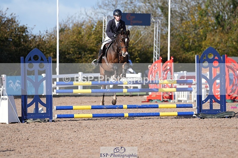 251025-133356-00556 - Cls 10 Pony Newcomers and 1m