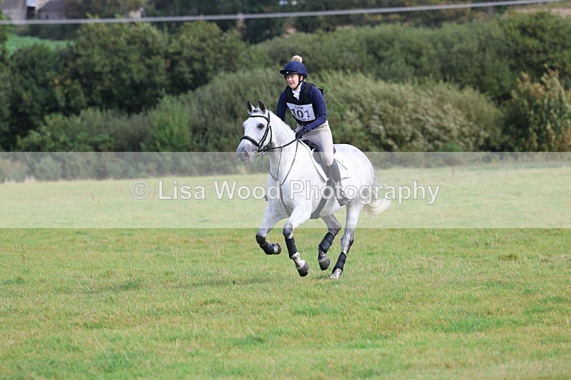 3E7A6404 - Class 1: Trebudannon Open: Pheasant Feeder