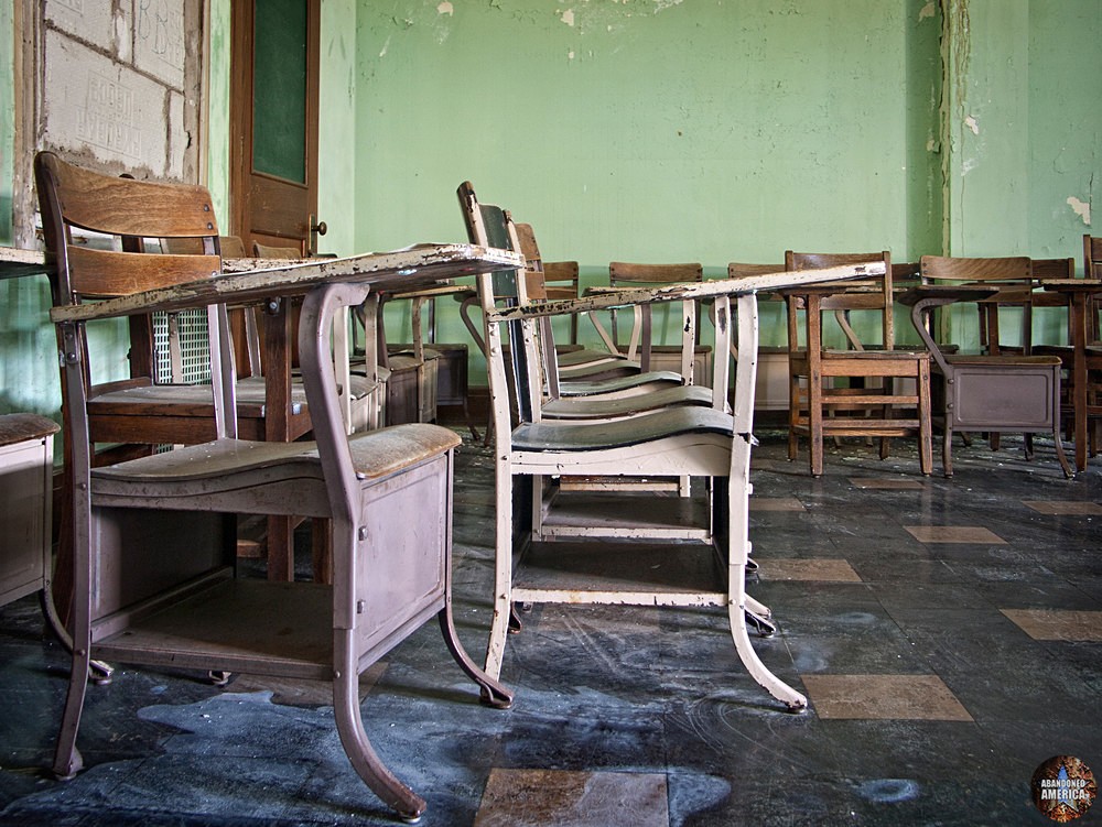 Mahanoy Area Middle School photo Abandoned America
