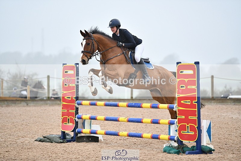 241102A-111325-04227 - SAT Cls 9 British Novice and 90cm Open