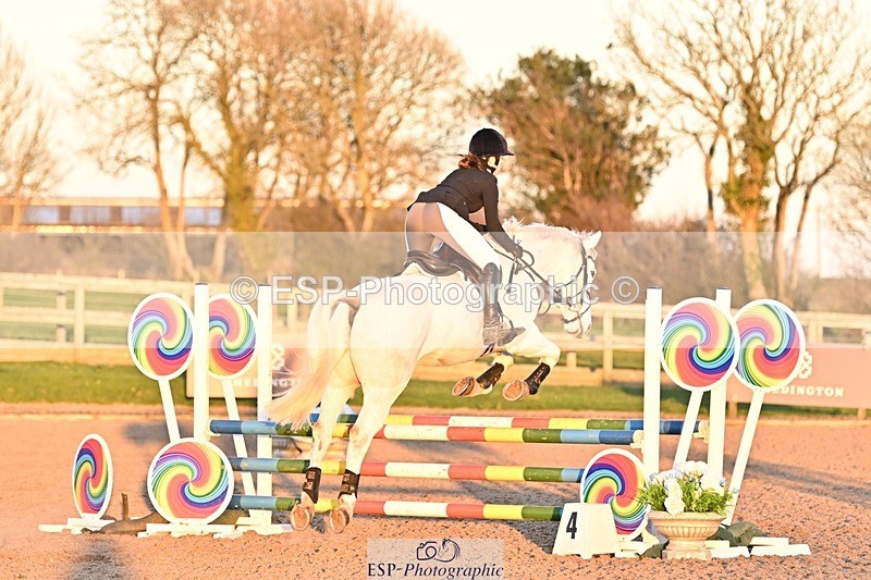 250401-192603-01007 - 90cm Classes