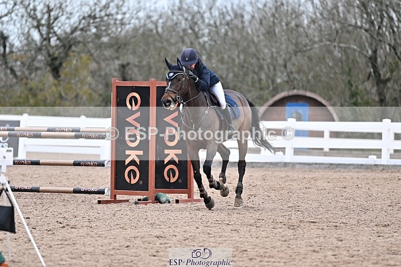 251126-144844-00747 - Cls 6 National 1.30m and 1.40m