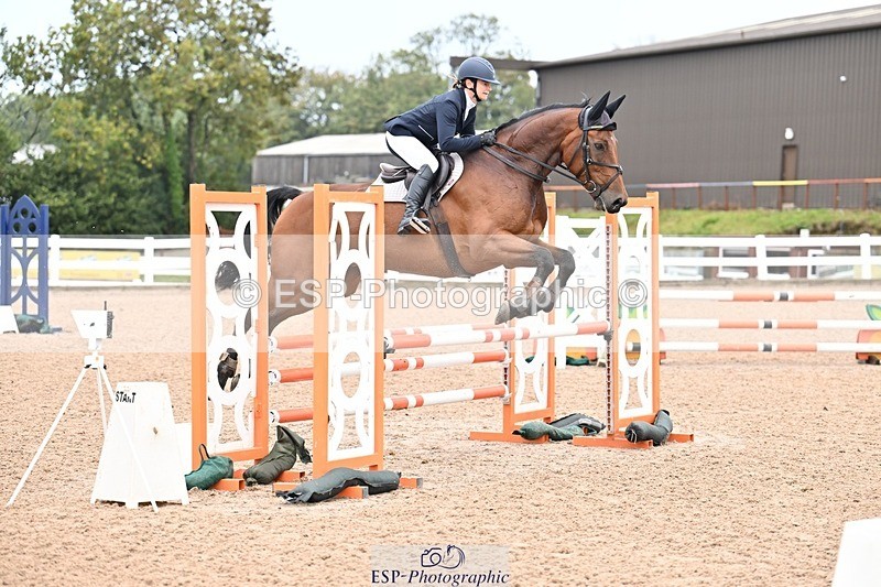 250917-103803-00103 - Cls 1 British Novice and 90cm Open