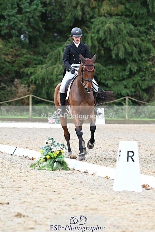 231019-113054-01824 - 039-LAUSANNE.W-Charlie.Ahl-DR