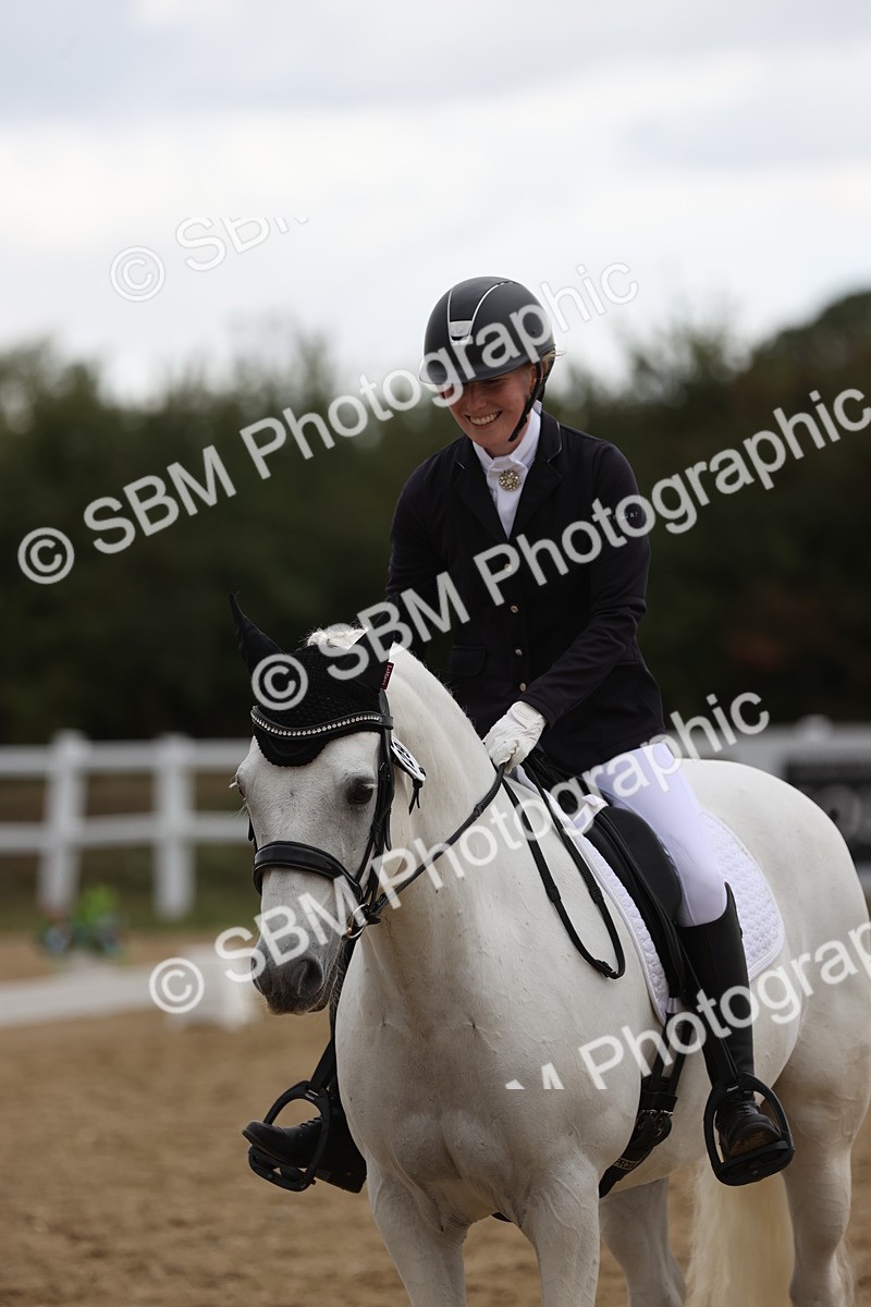 SBM_004008 - Class 9 - Novice 3 Champs