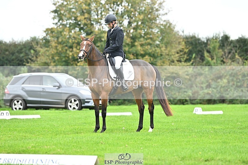 241024-133518-04155 - 327-Daniel.Hockey-JANE.CAMILLE