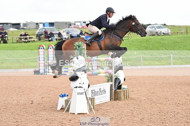 230812A-164444-10335 - Cls 38 Nat 1.40m Open