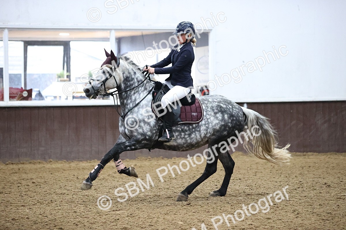 SBM_000025 - Class 1 - Pony Intro 70cm Open