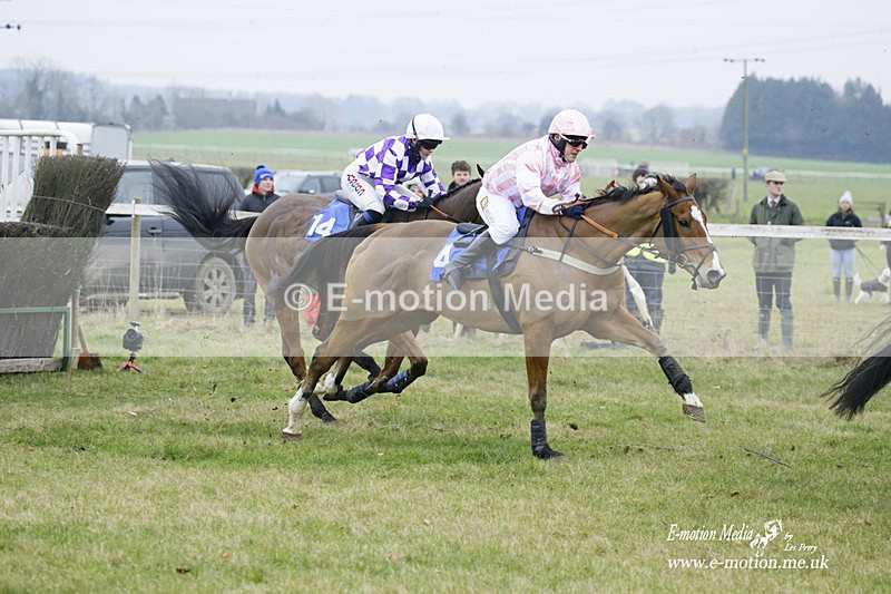 PtP 230122 453 - Cocklebarrow Races - Heythrop Hunt - 23/01/22
