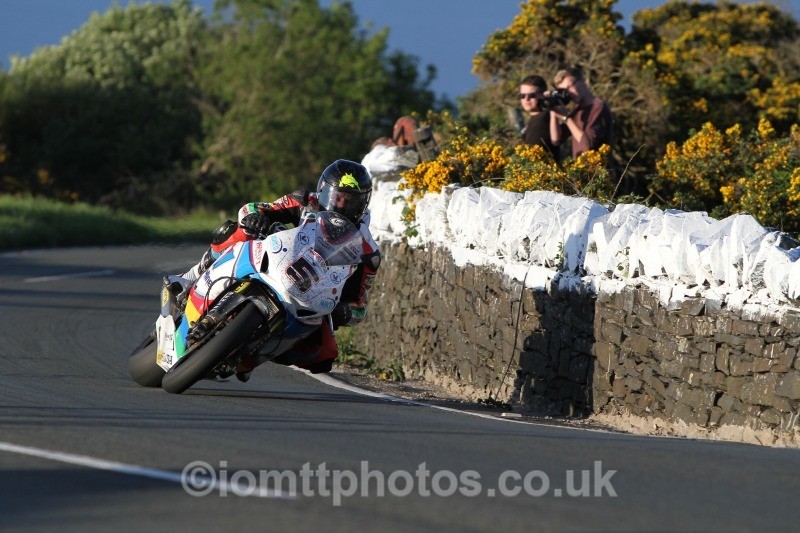 Bruce Anstey Honda / Valvoline Racing by Padgetts Motoc - Monday Practice Solos
