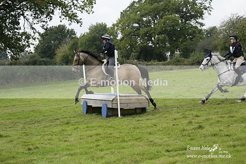  WWHT 171021 2334 - Novice Pairs (0.80m)  17/10/21