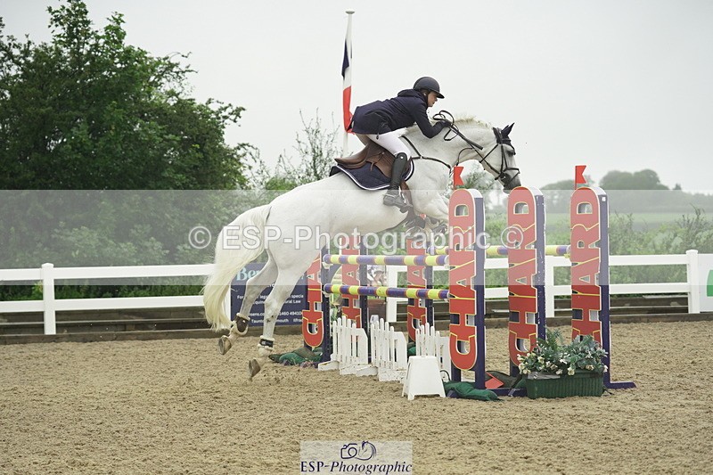 230722A-143042-09718 - Cls 23, 1 Star Gold 1.30m