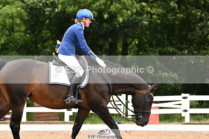 240815A-134044-01597 - 201-Natasha.Collings-Costello-Dovevale.Tender.Dove