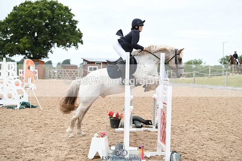 250807-105932-00381 - 90cm Round 1