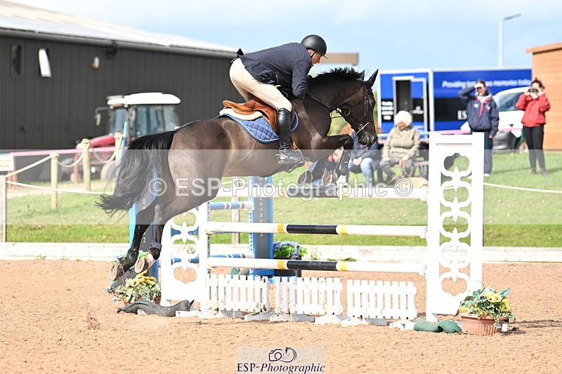 240912A-141659-02149 - Cls 5 National 1.30m Open