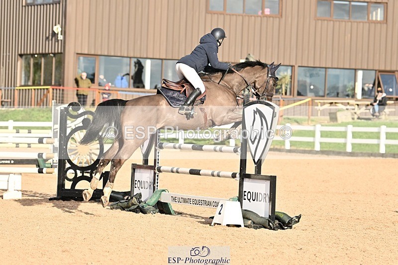 241208-130845-01700 - Cls 21 Newcomers and 1.10m Open