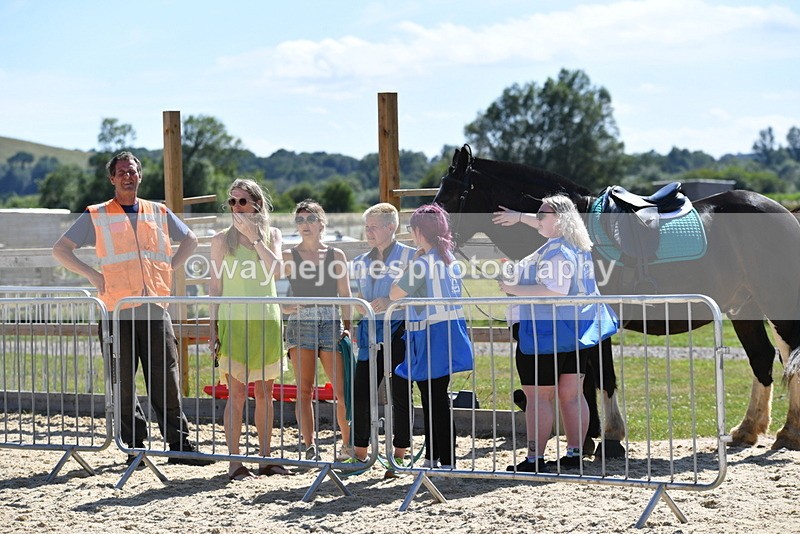 WJ5_4969 - Poles on the Floor