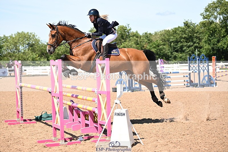 240728A-141730-09437 - Cls 36 1.05m Amateur Qualifier