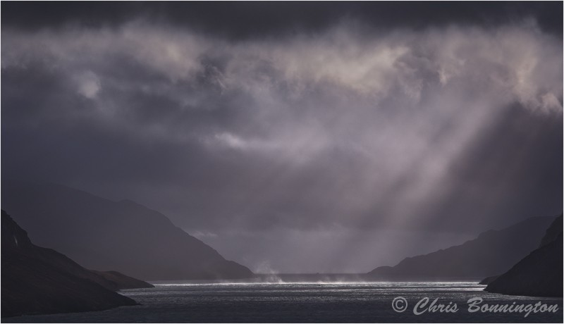 Smoke on the water - Landscapes - Colour