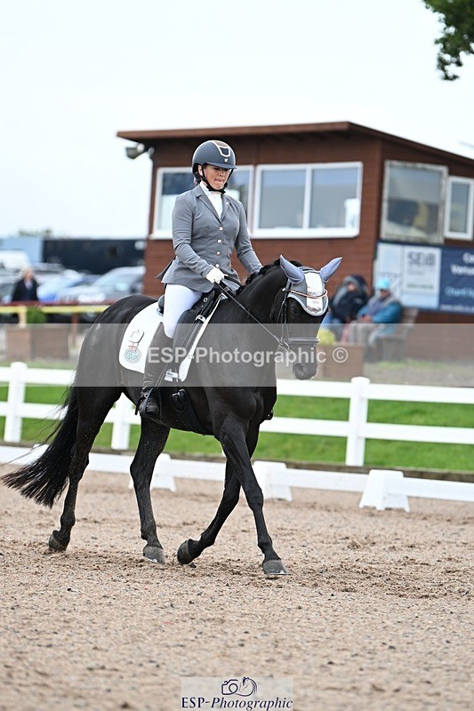 250907-120828-08227 - 011-Lee-Anne.PineMay.diamond