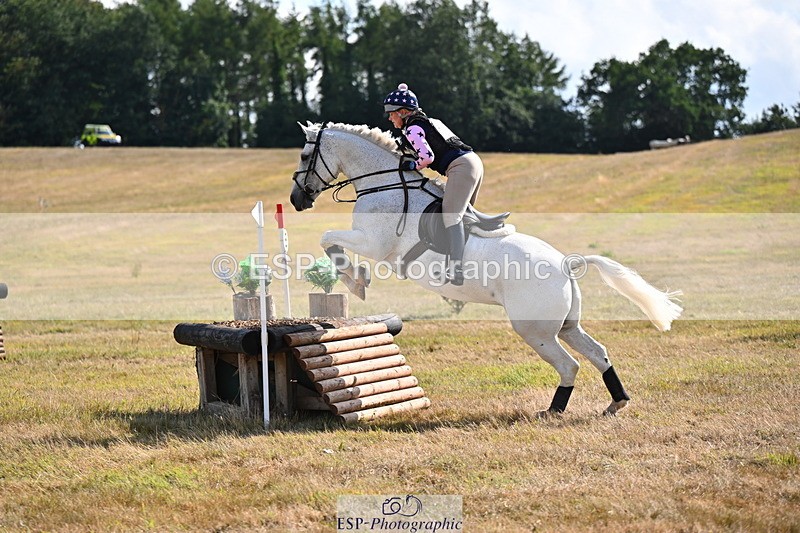 250803A-163018-16830 - Q-760-Sharon.Routley-KNOCKDOMNEY.SILVER.GAP