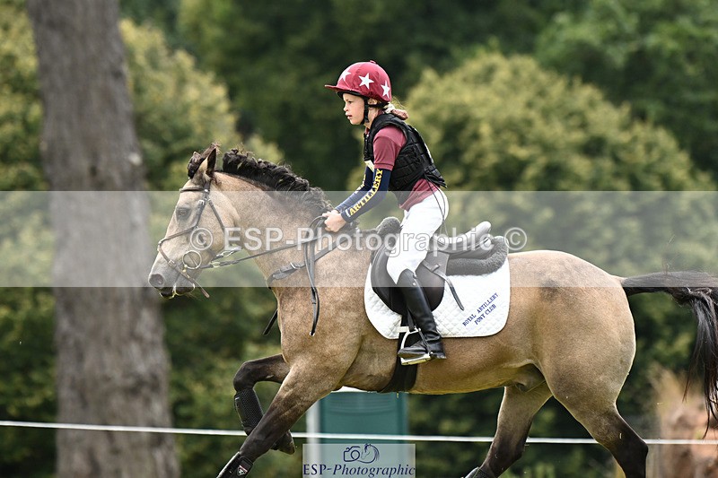 240825X-161355-36697 - 80cm XC 15.30 to 16.30