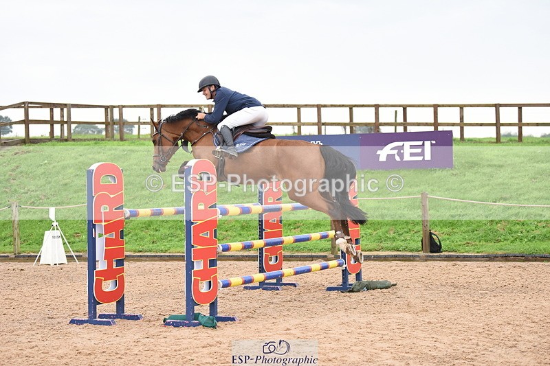 230916A-111940-04060 - Cls 14 Snr Foxhunter