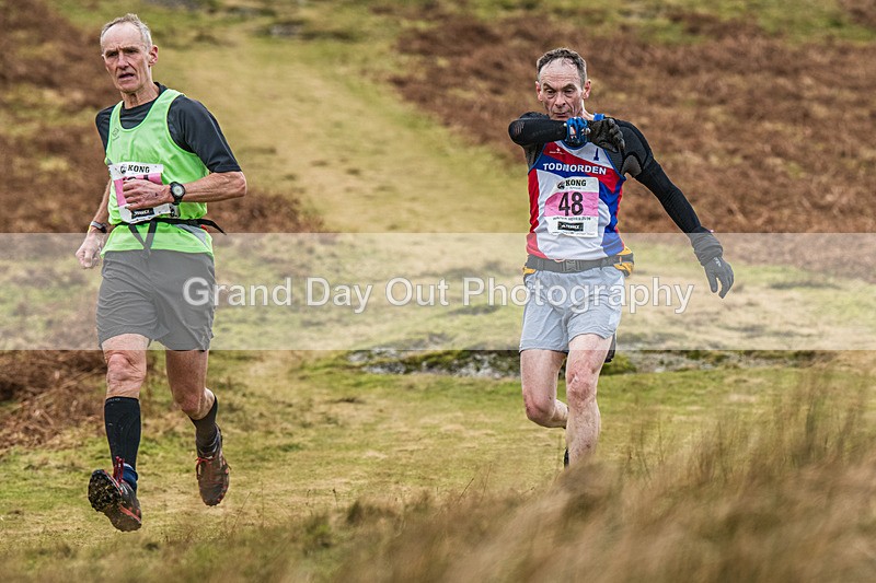 BOS-674 - Kong Running B.O.S. (Barrow, Outerside, Stile End) Fell Race Saturday 24th January 2026