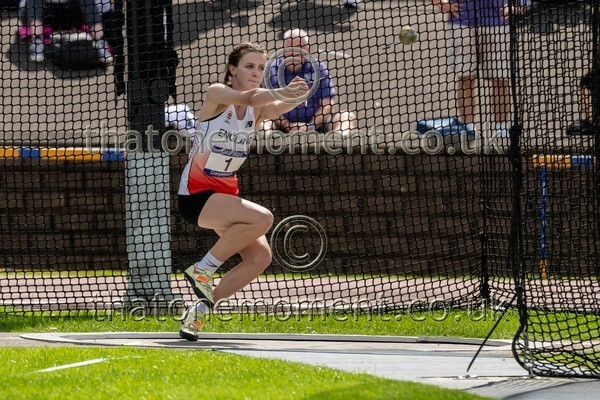 SIAB23-912864 - Field Female Set One