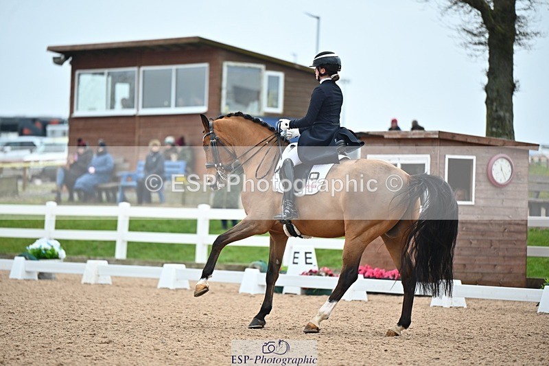 250214-114821-01420 - 133-Jessie.Kirby-As.Well.de.la.Roche.CMF