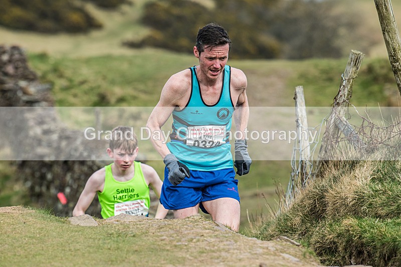 Helm Hill -402 - Kendal Winter League Helm Hill Fell Races (Under 13/15/17 & Seniors) Sunday 16th March 2025
