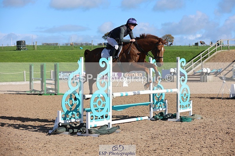 251025-132233-01525 - Cls 29+30 Club and Schools 1m