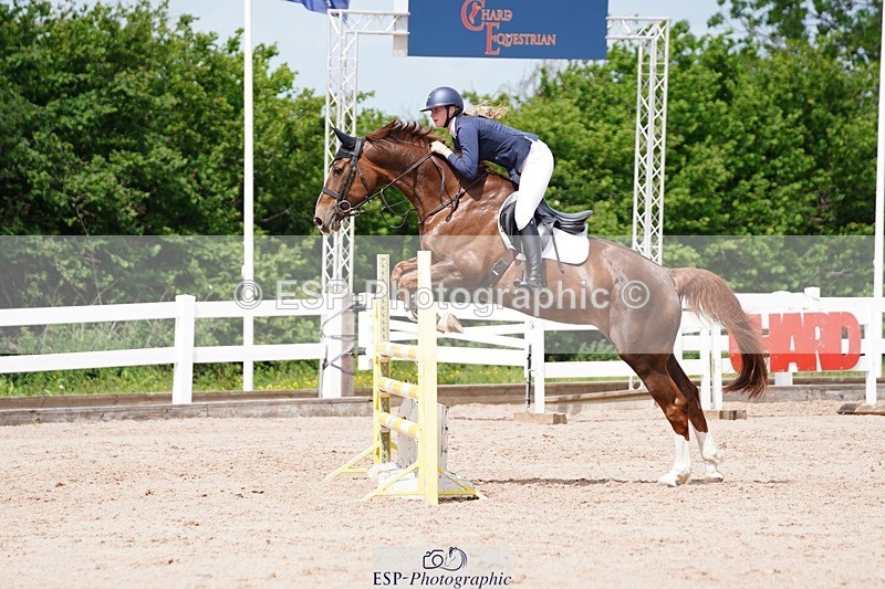 250525-122006-09397 - Cls 33 A&B Snr Disc & 1.00m Open