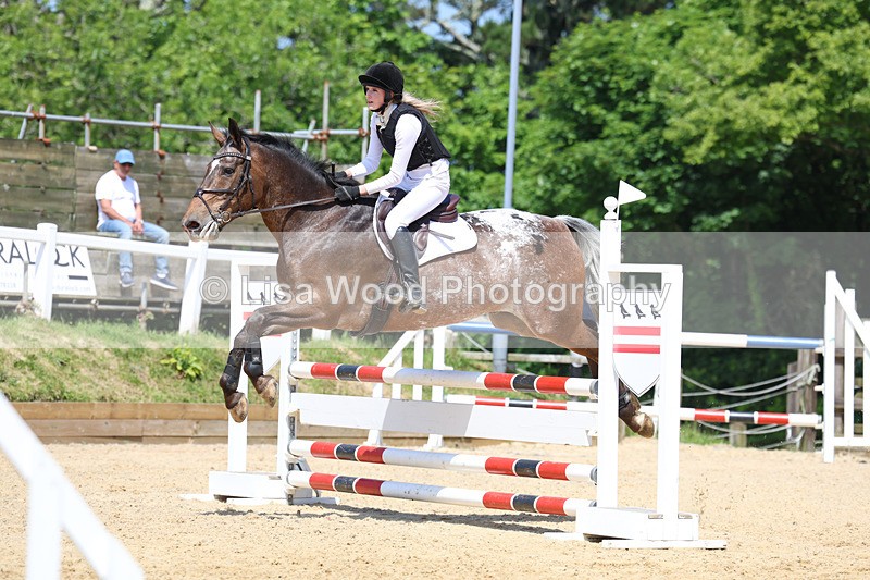 3E7A9927 - Class 9: Senior BN/90cm open