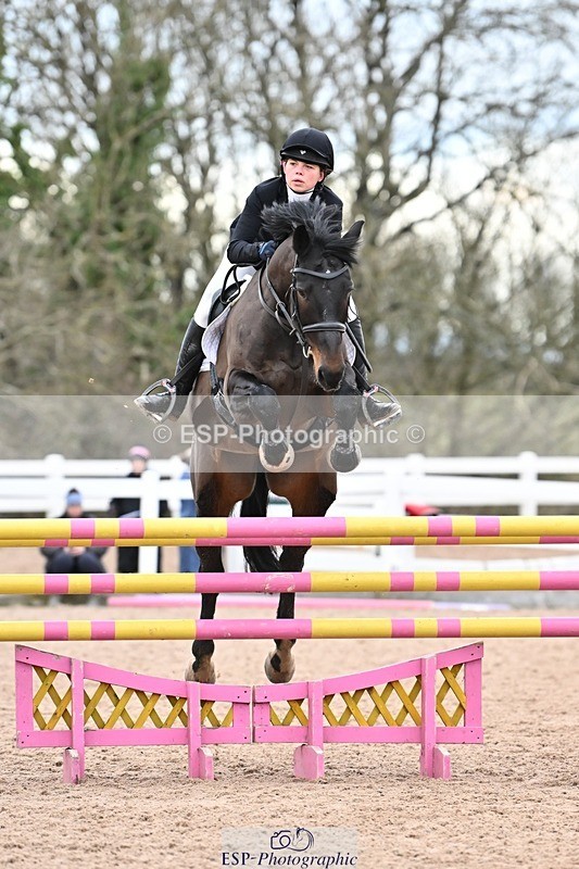 250112-142813-01637 - Cls 21 Foxhunter and 1.20m Open