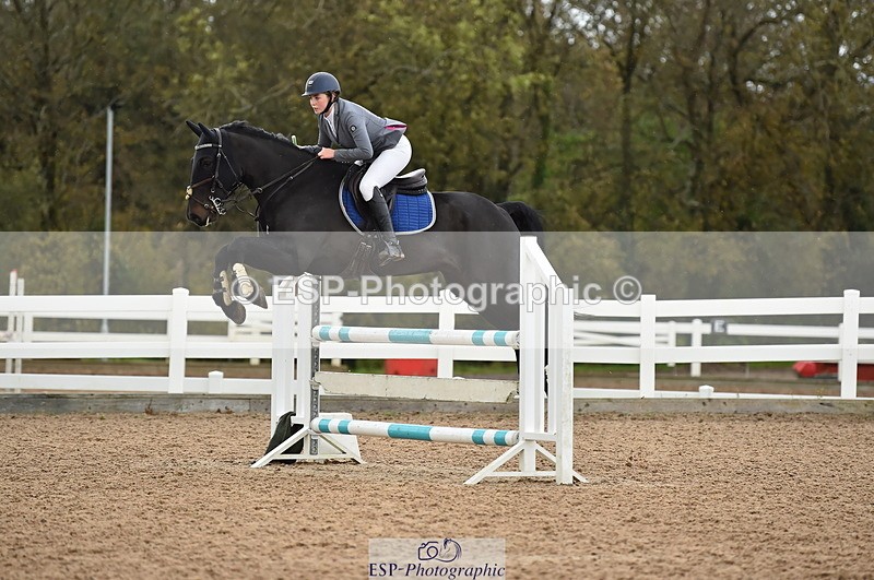 231029A-132104-03490 - Children on Horses 1.05m & 1.10m